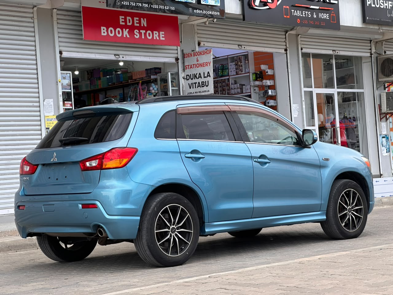 MITSUBISHI RVR thumbnail 9